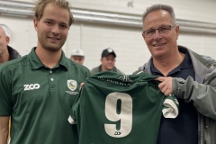 Eli McCulloch with Mark Amos from  Regional Australia Bank